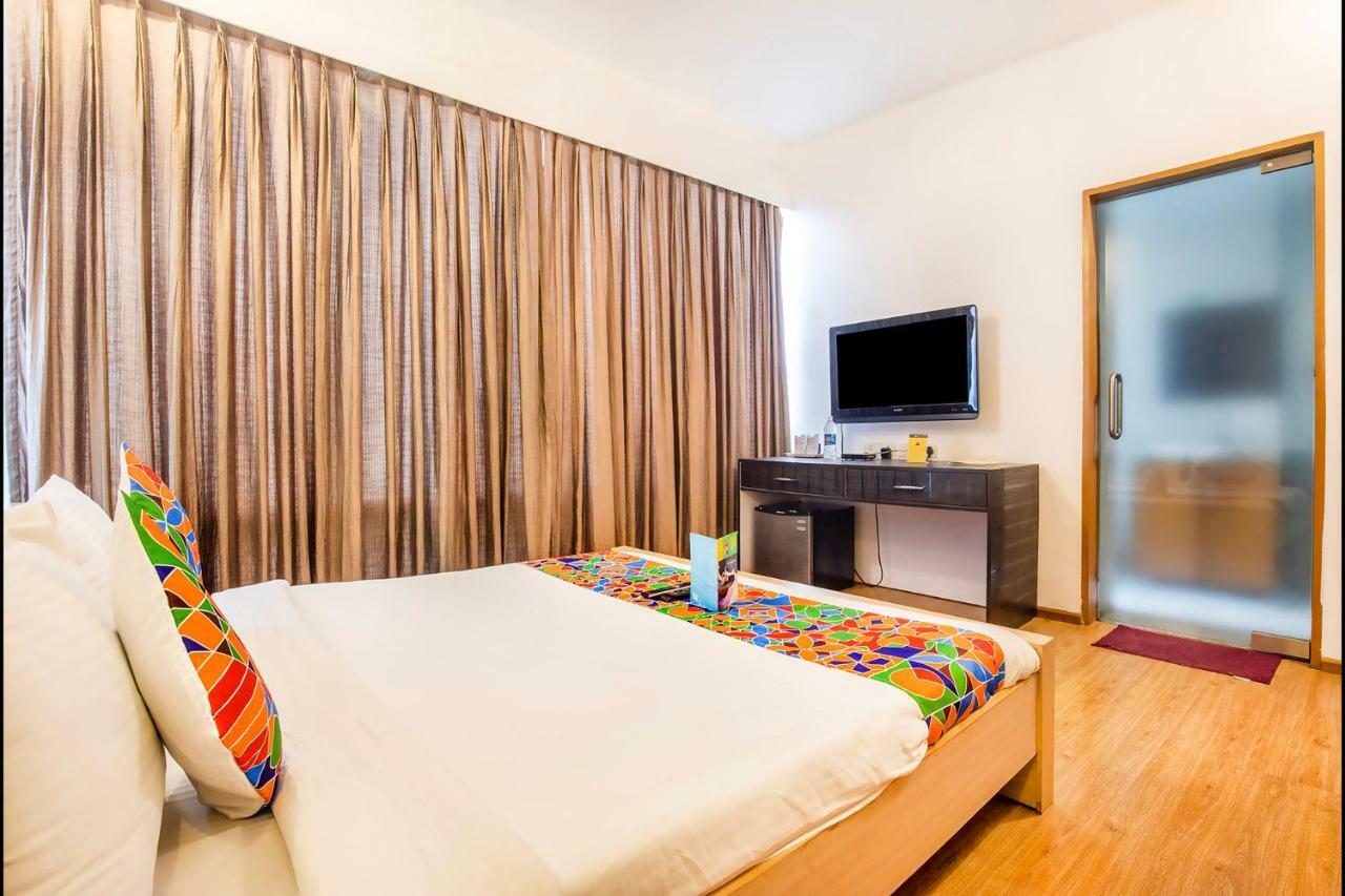 Fabhotel Raj Darbar Gurgaon Eksteriør billede