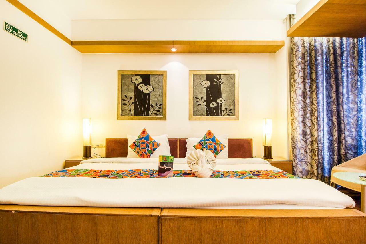 Fabhotel Raj Darbar Gurgaon Eksteriør billede