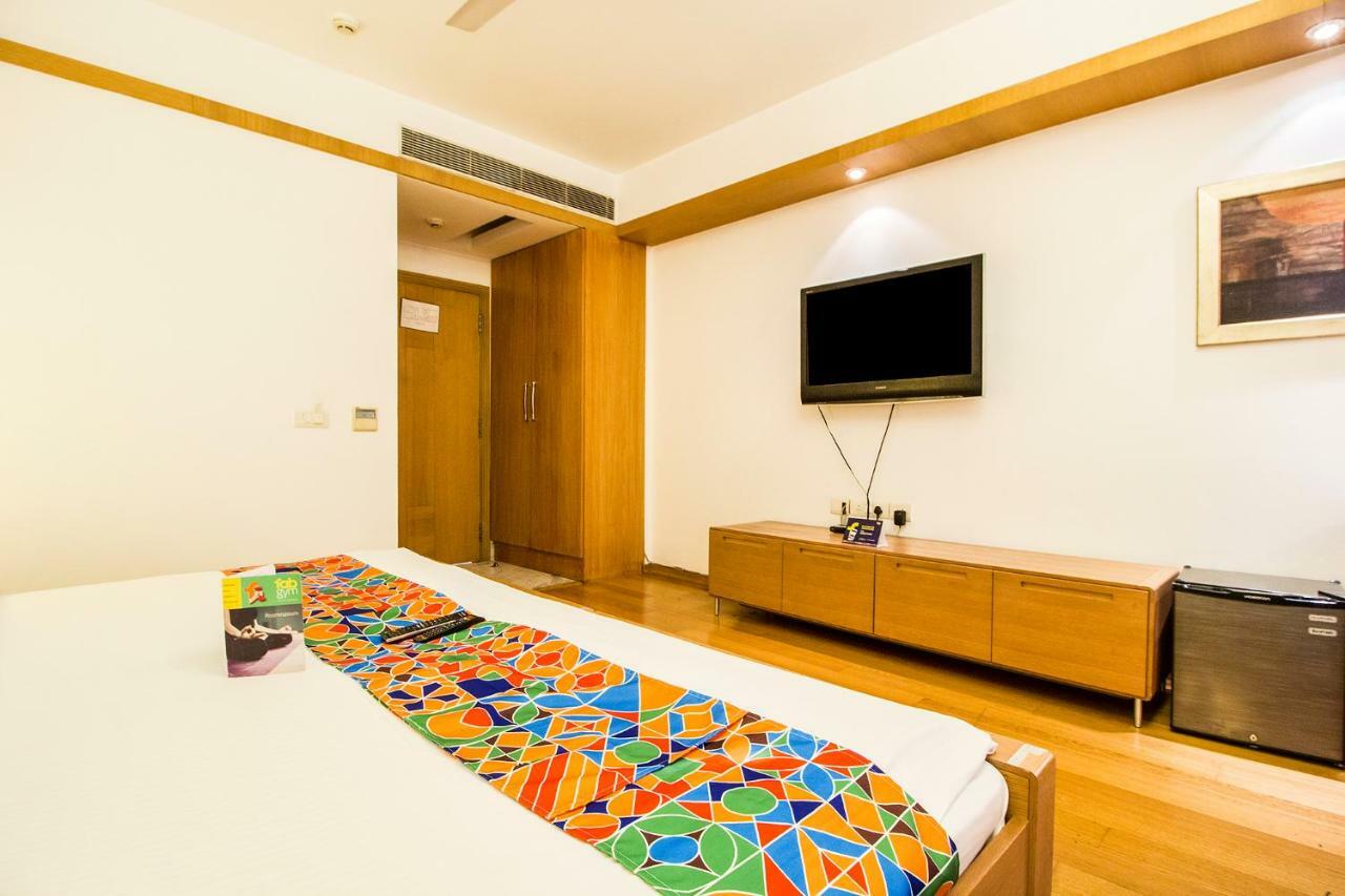 Fabhotel Raj Darbar Gurgaon Eksteriør billede